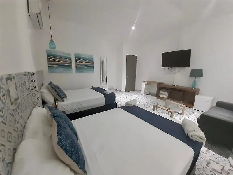Hotel Porta Di Mare San Andrés 3*,